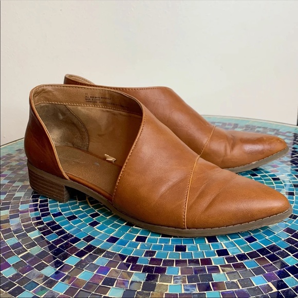 (SOLD) Cut Out Booties - Picture 6 of 11